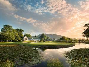 Golf Fancourt Südafrika Gardenroute Montagu Golfplatz