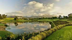 Golfurlaub Fancourt Südafrika Gardenroute Montague Golfplatz Loch 17